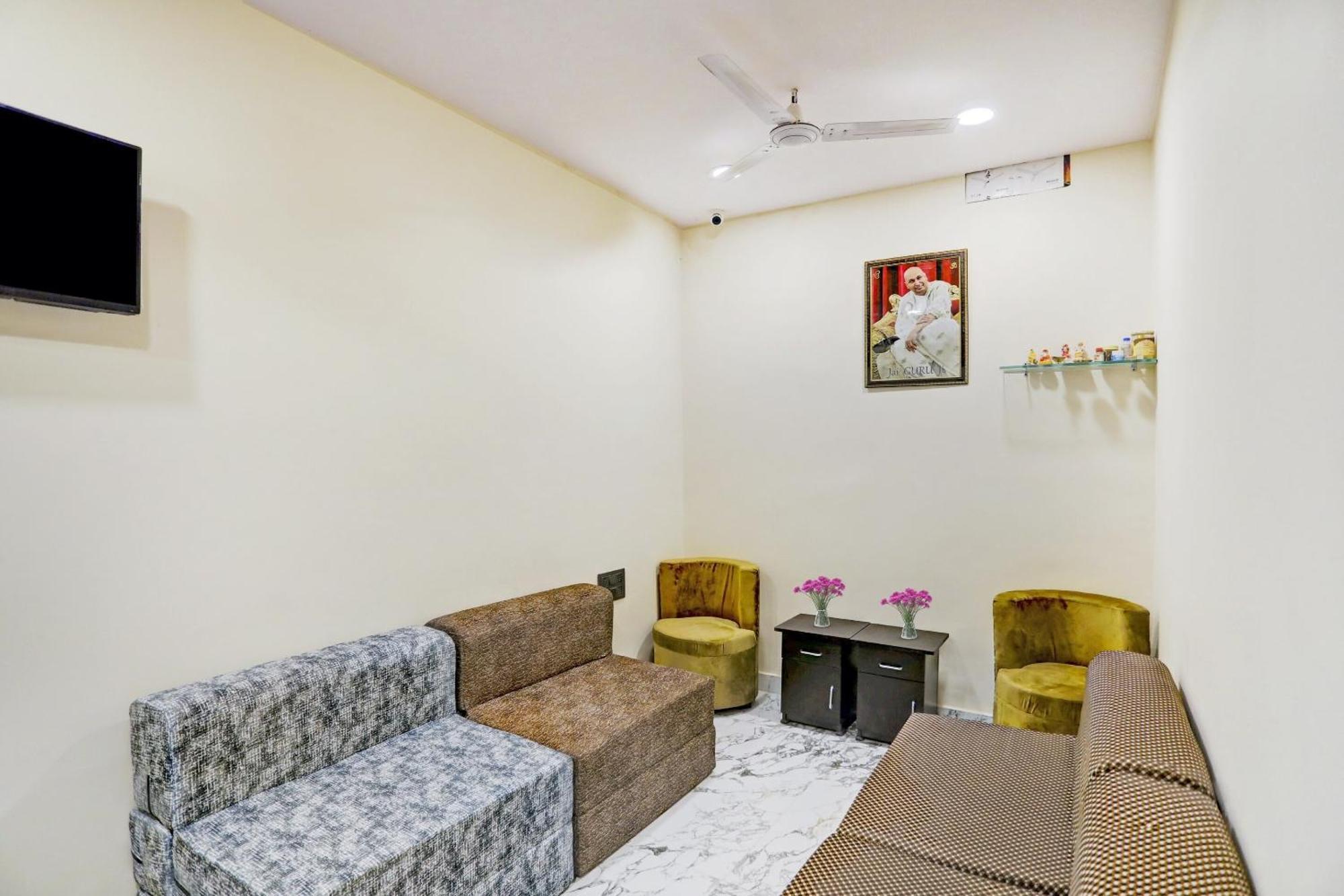Hotel O Royal Lotus Stay Near Ip Extension Metro Station New Delhi Eksteriør bilde