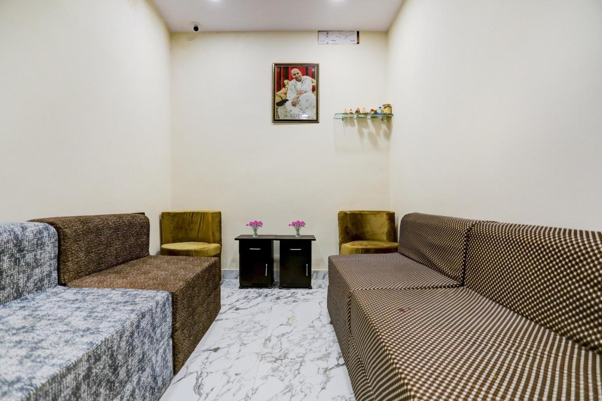 Hotel O Royal Lotus Stay Near Ip Extension Metro Station New Delhi Eksteriør bilde